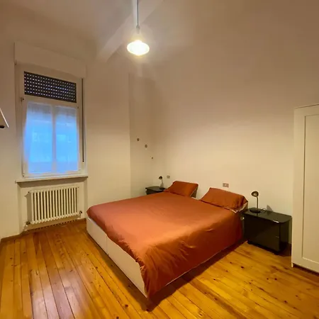 A Pochi Passi Dal Duomo Apartment *