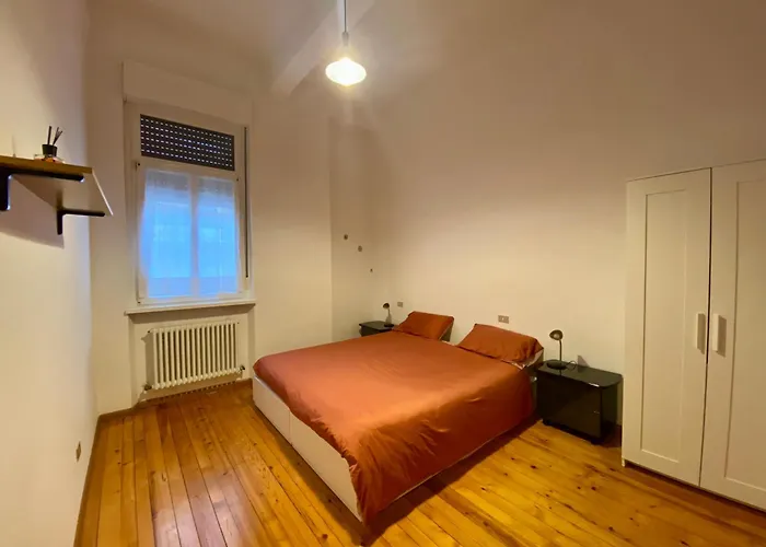 A Pochi Passi Dal Duomo דירה *